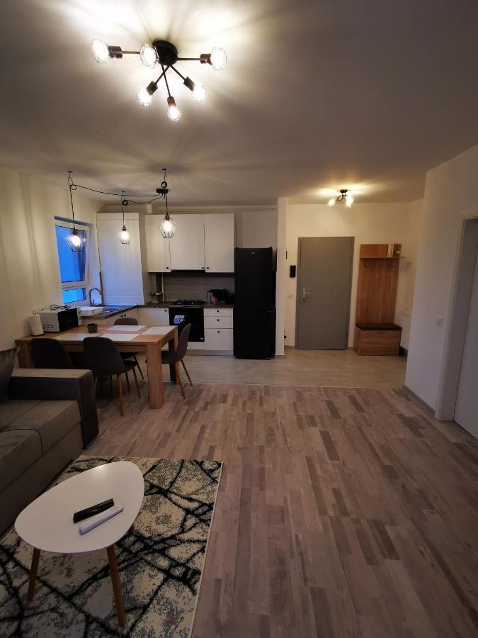 Teo Apartment 브라쇼브 외부 사진